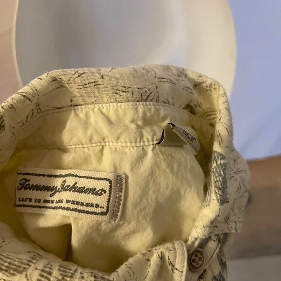 Tommy Bahama Men's Medium Life is one long weekend Button Shirt #86549 - Picture 6 of 9